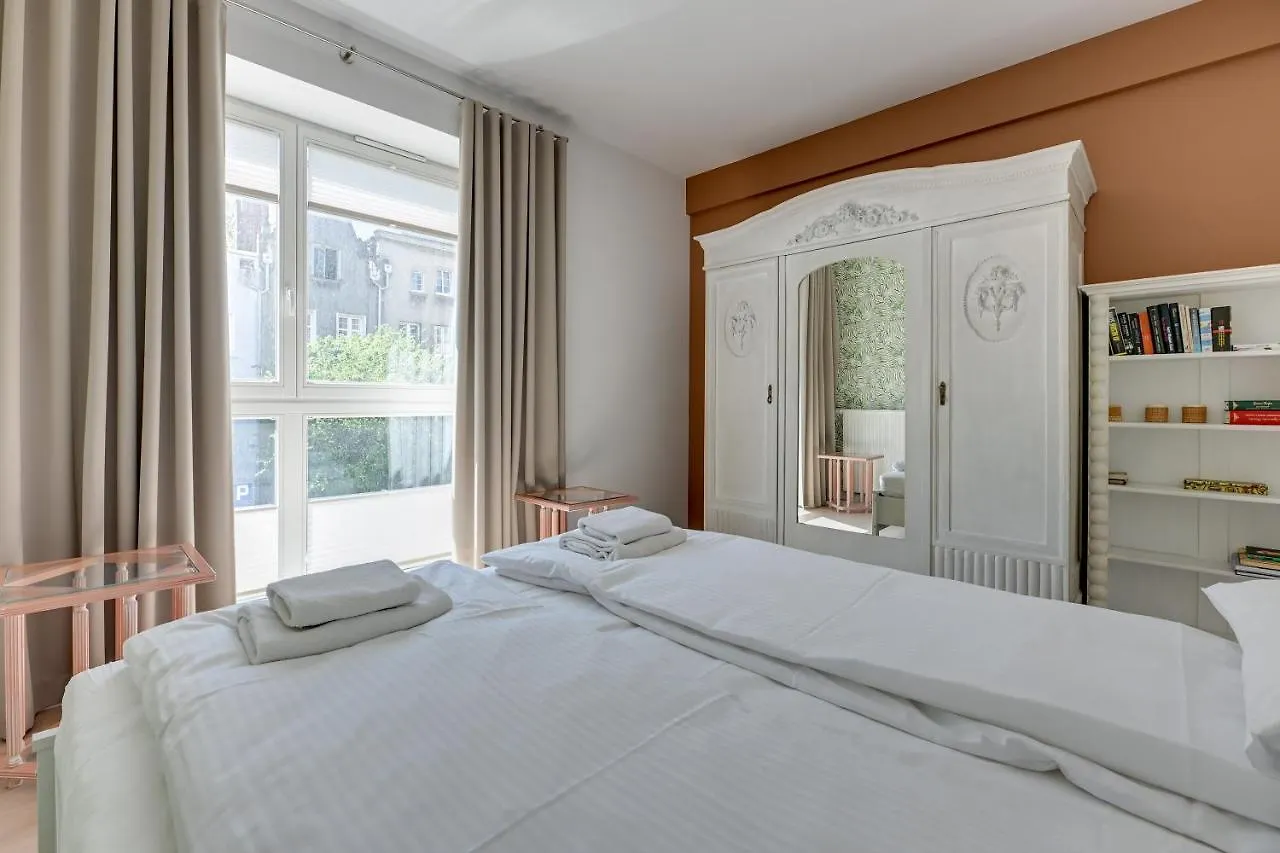 Comfort Apartments Kwartal Kamienic Gdansk Poland